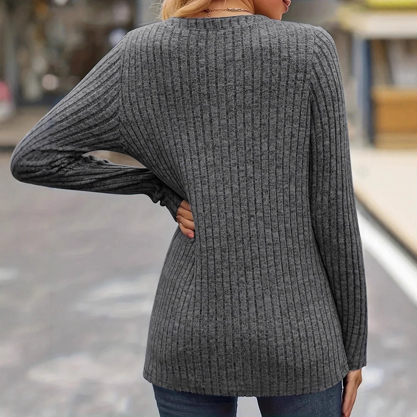 Women's Solid Color V-neck Button-up Top