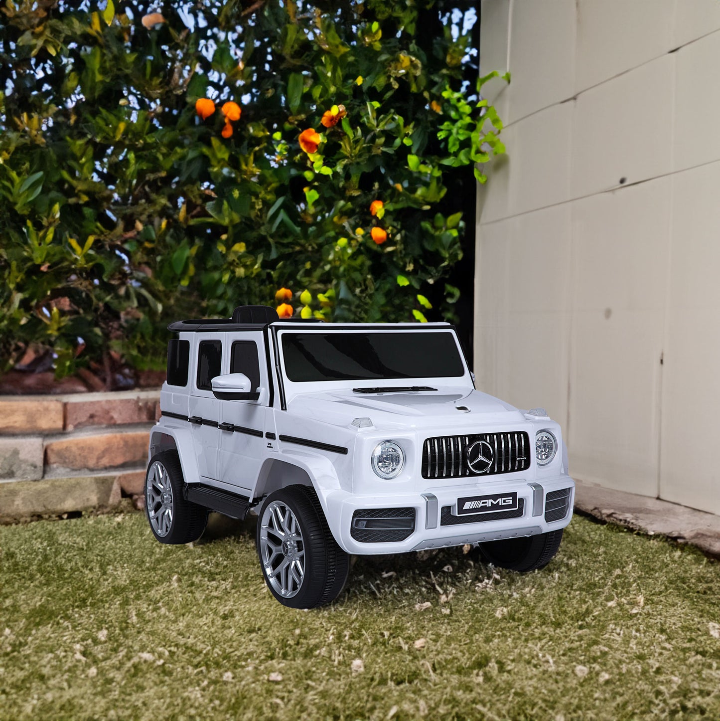 Mercedes Benz G63 Children's Electric Vehicle with Remote Control 12V Music, Horn, Spring Suspension, Safety Lock and License