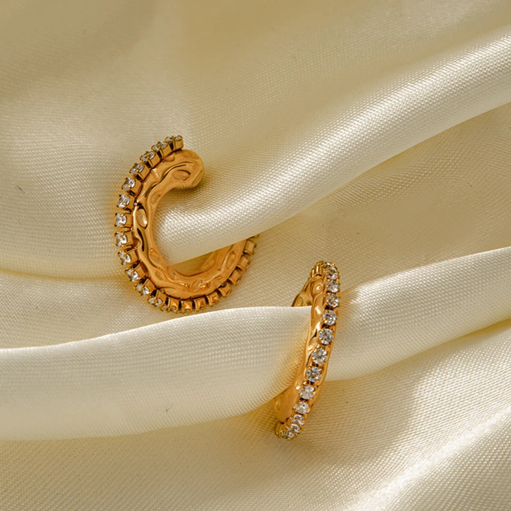 Ladies' hollowed out hammer pattern inlaid rhinestone ear clip retro pattern female earrings