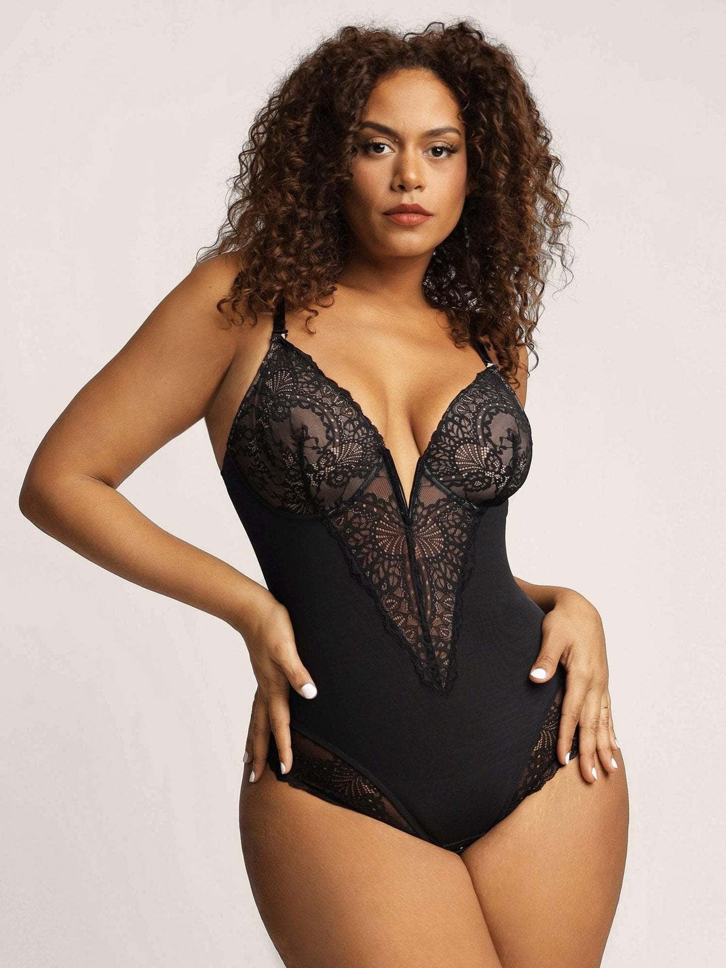 Lace hollowed out jumpsuit, sexy and beautiful body shaping underwear, large-sized women's waist tightening and hip lifting