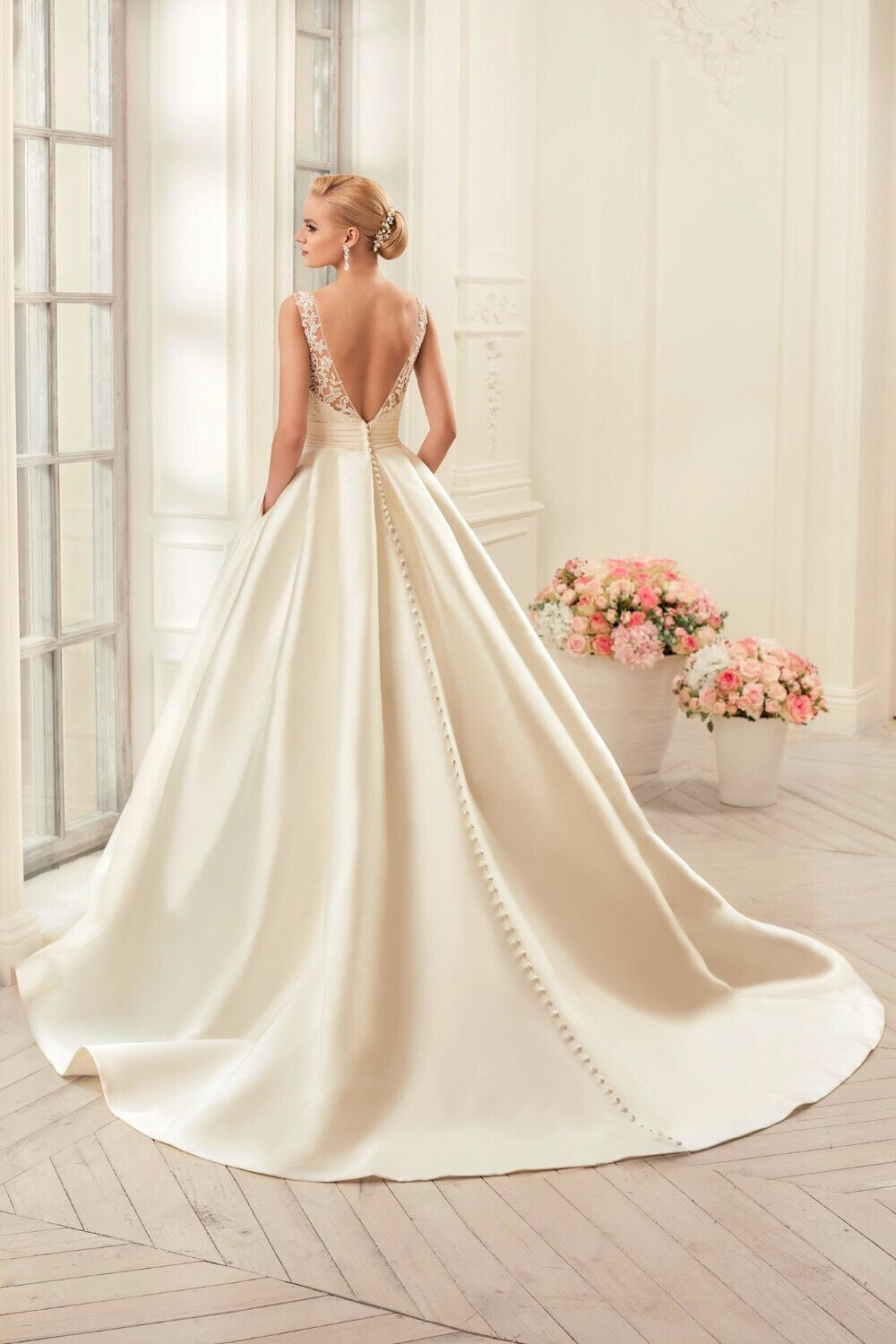 Satin Wedding Dresses Ball Gown real photo white & Ivory elegant Bridal Dress Open Back Wedding Dresses