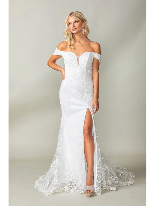 Elegant Lace Mermaid Bridal Gown with Off-the-Shoulder Neckline and Intricate Train Detailing Wedding Dress