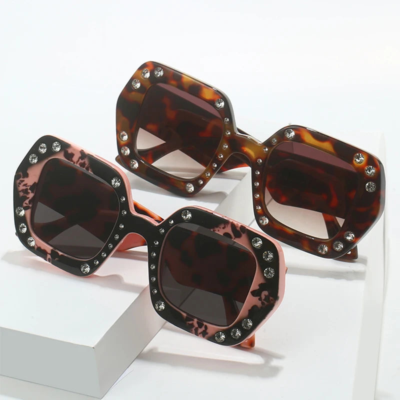 Fashion Square Luxury Sunglasses Women Men Retro Brand Designer Diamond Inlay Sun Glasses Male Trend Big Frame Traveling Goggles