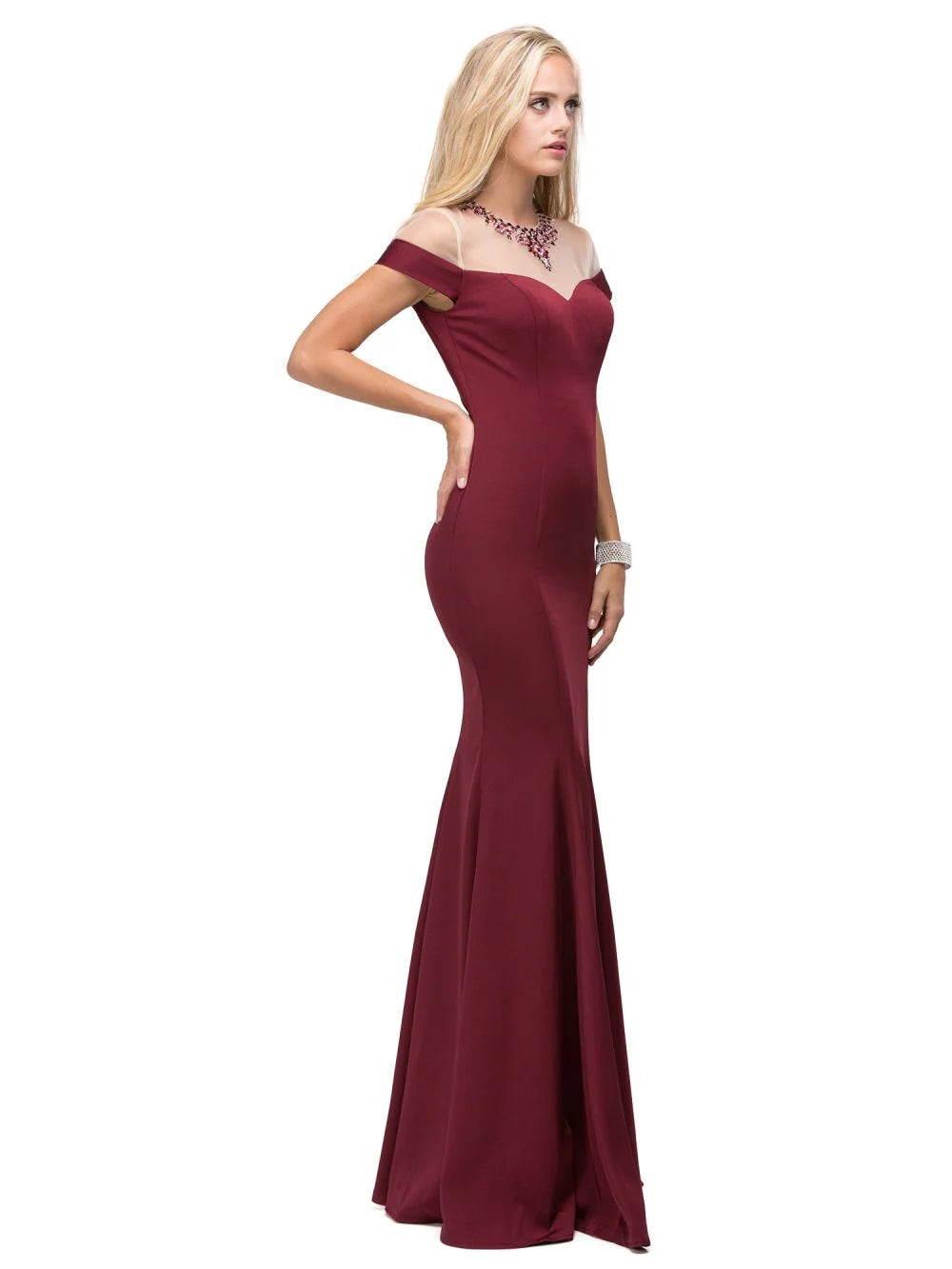Off-the-Shoulder Mermaid Gown with Sweetheart Neckline and Embellished Collar Detail Prom Dress