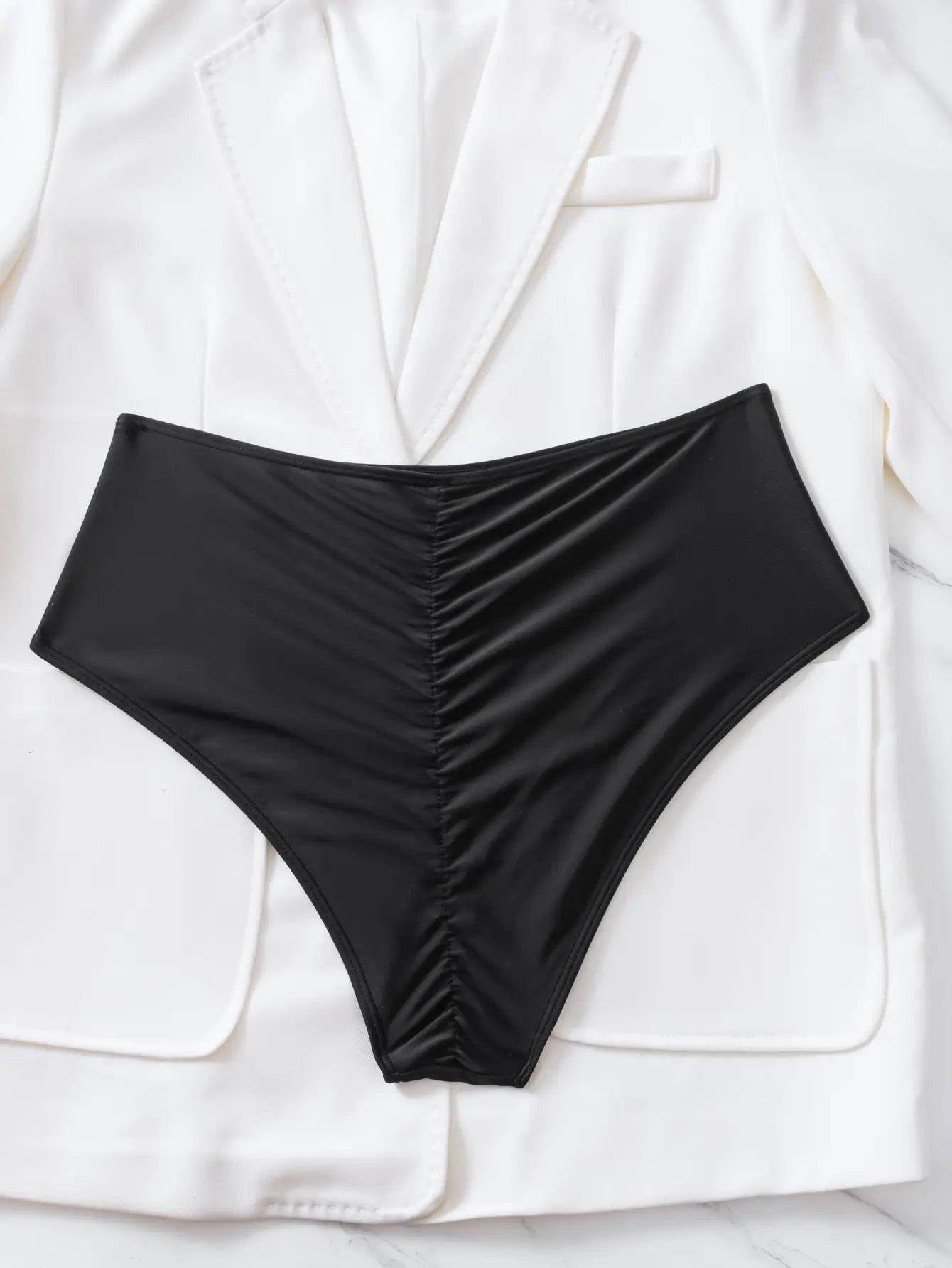 Pantaloncini da spiaggia da donna in puro colore push up a vita alta pantaloni corti a triangolo in tessuto tinta unita bikini design senso costume da bagno