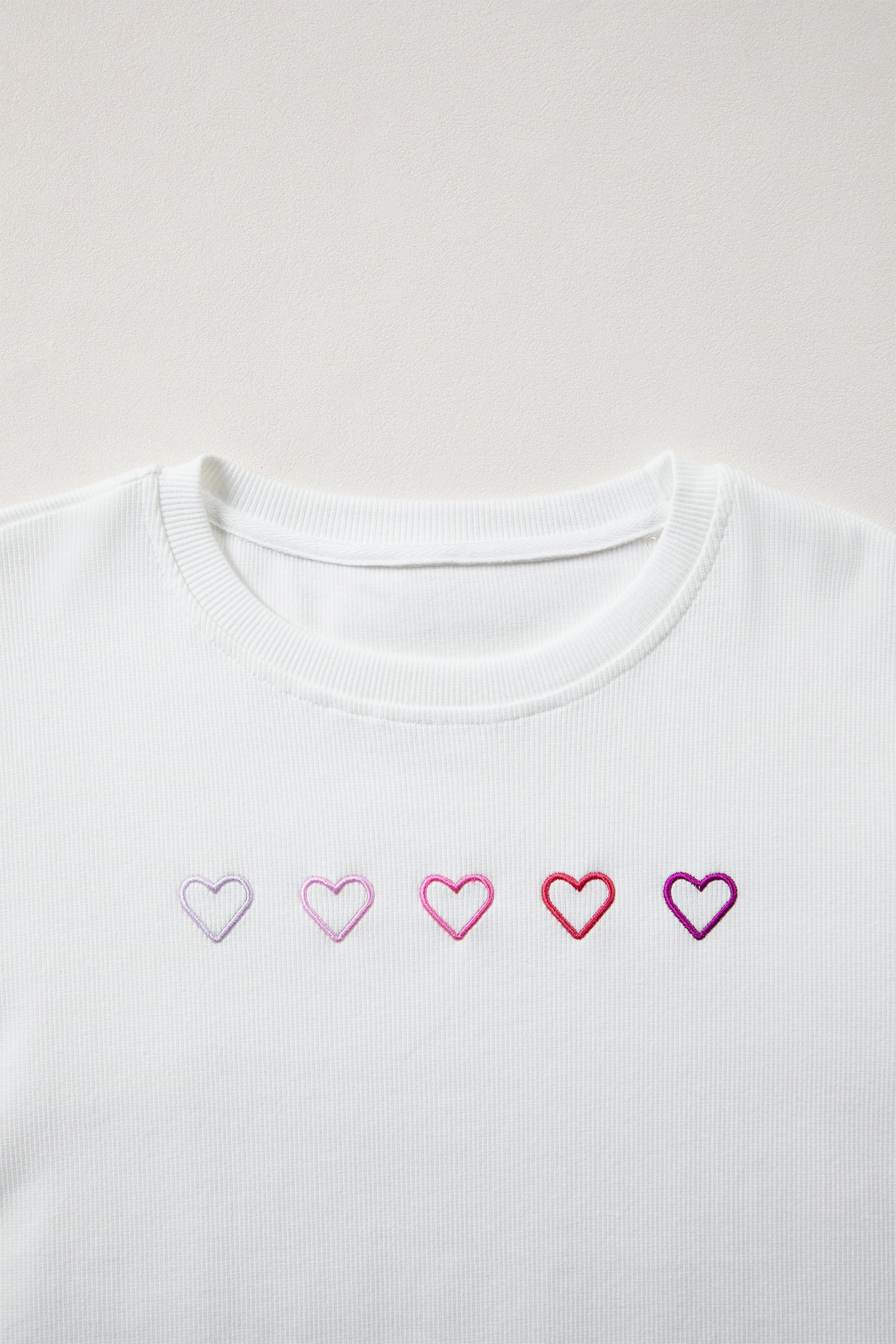 White 3d Ribbed XOXO Heart Embroidered Drop Shoulder Sweatshirt