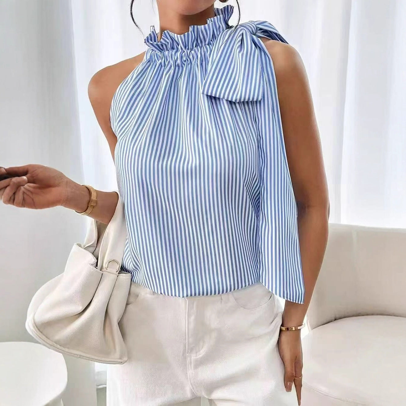 Stylish Minimalist And Relaxed Fit Sleeveless Top For Women