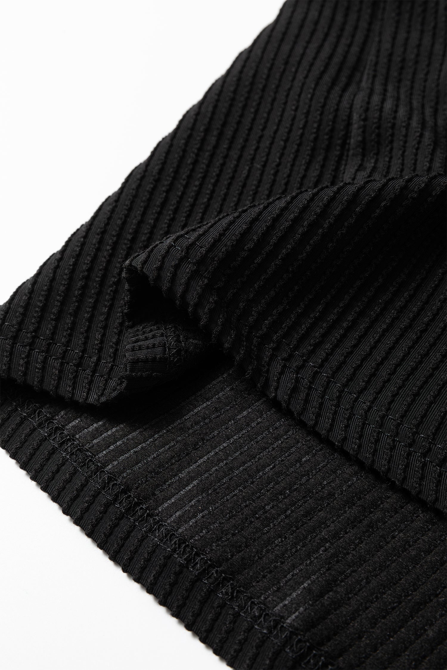 Black Plus Size Contrast Frilled Neckline Ruffled Short Sleeve Ribbed Textured Blouse