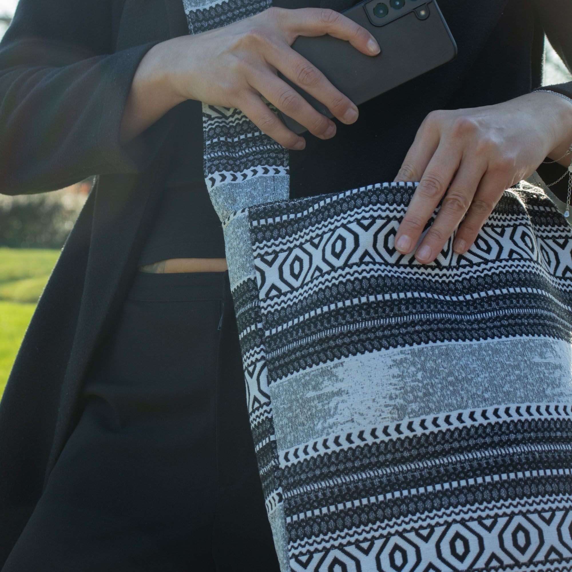 Nomad Sari Jacquard Natural Nomad Carryall Bags - Urban Caravan