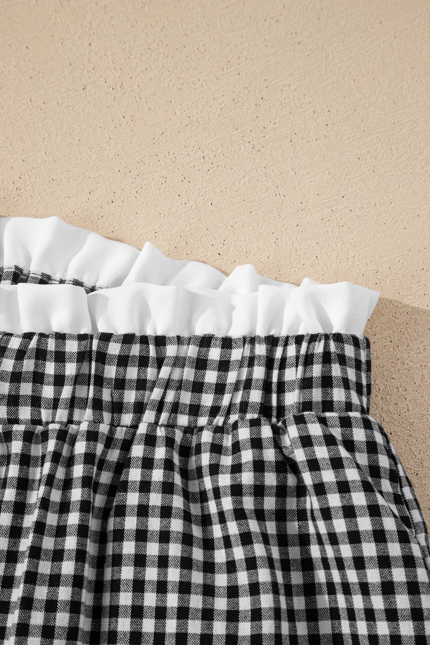 Black Contrast Trim Plaid Print Plus Size Shorts