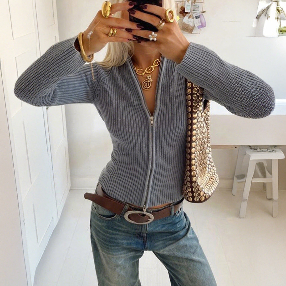 Textured Knit Streetwear Sweater With A Unique Zipper Detail