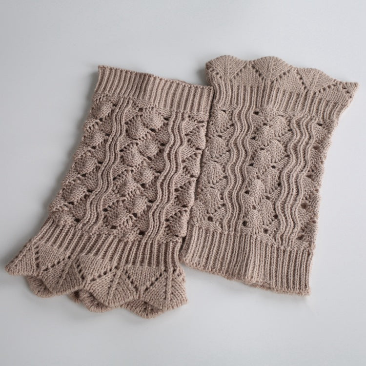 Women's Warm Fashionable Short Hollow Socks