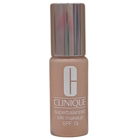 Clinique, Superbalanced Silk Makeup, Fragrance Free, Light Coverage, Liquid Foundation, 03, Ivory, SPF 15, 10 ml *Tester