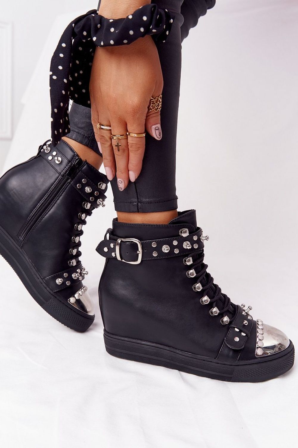  Buskin boots model 189745 Step in style 
