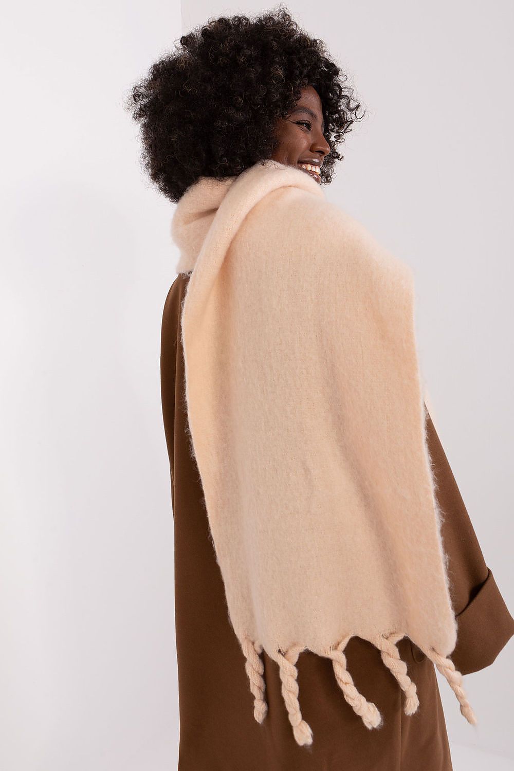  Shawl model 190588 AT 