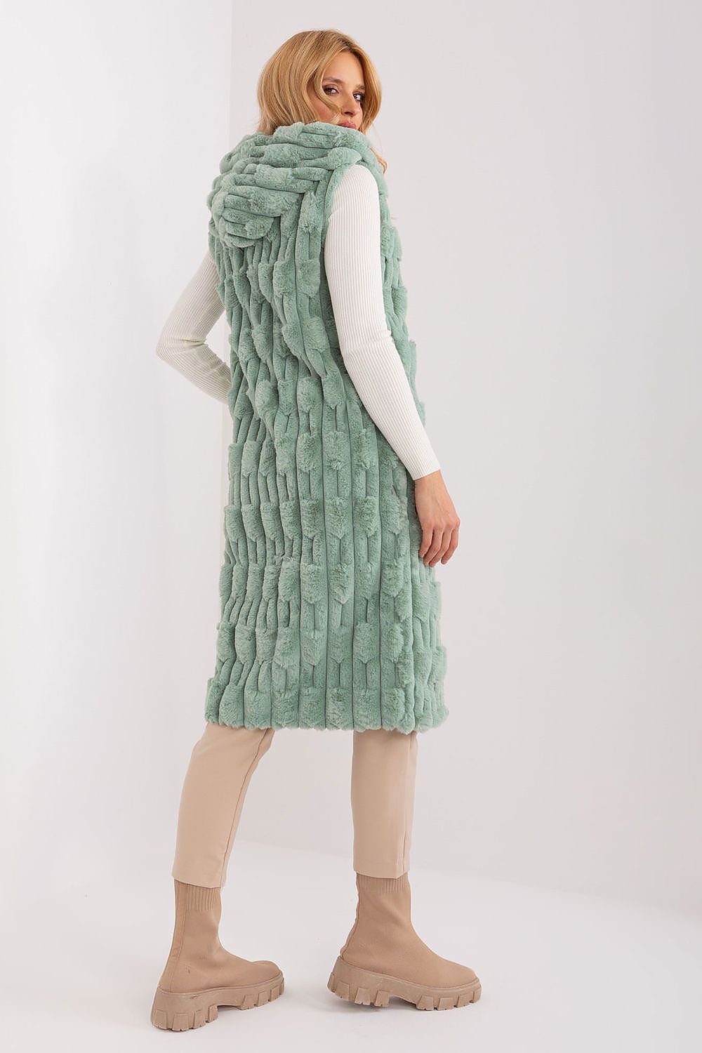 Gilet model 200522 AT