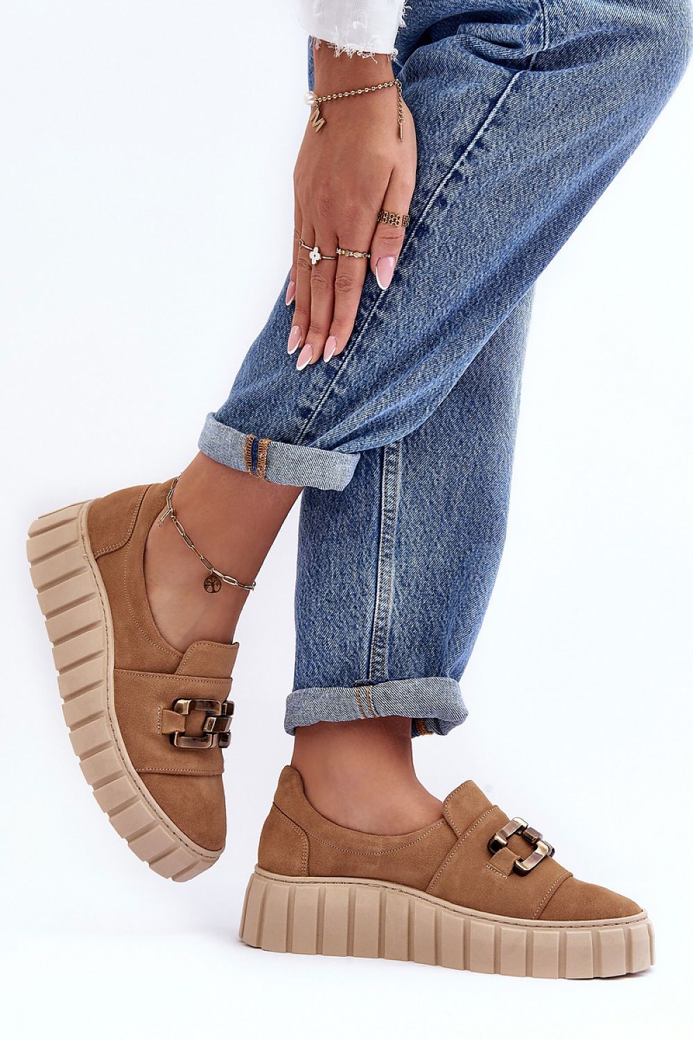  Low Shoes model 193139 Step in style 