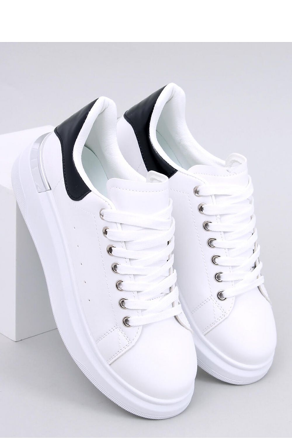  Sport Shoes model 193458 Inello 