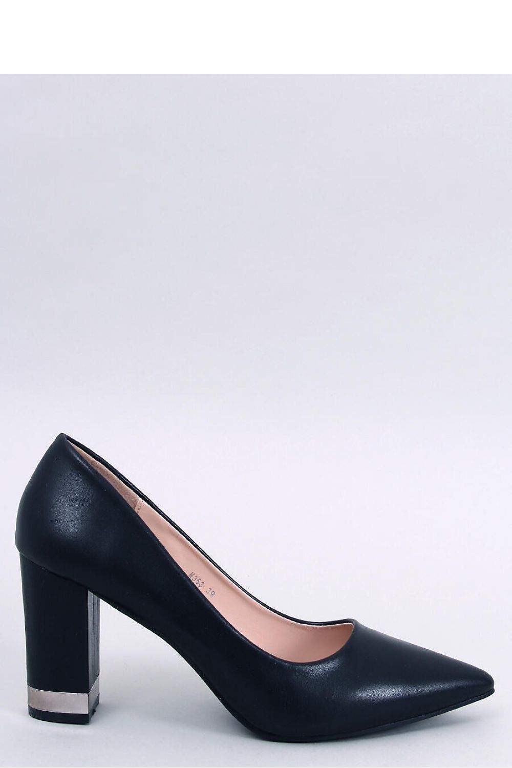  Block heel pumps model 193880 Inello 