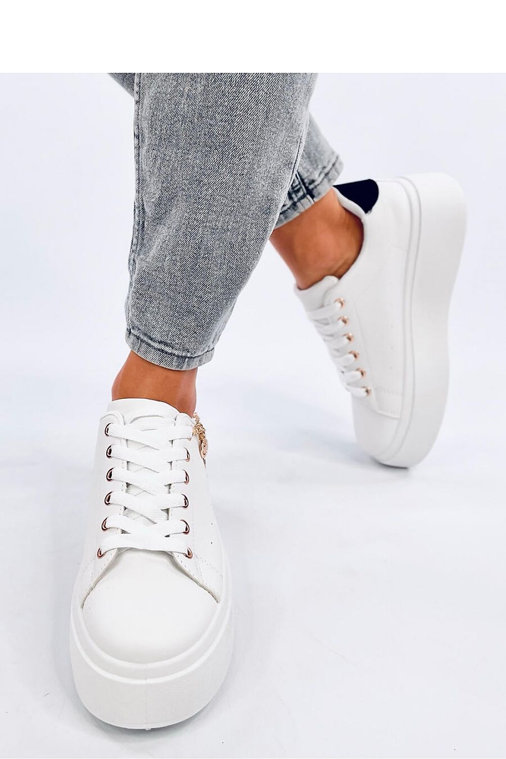  Sport Shoes model 194238 Inello 