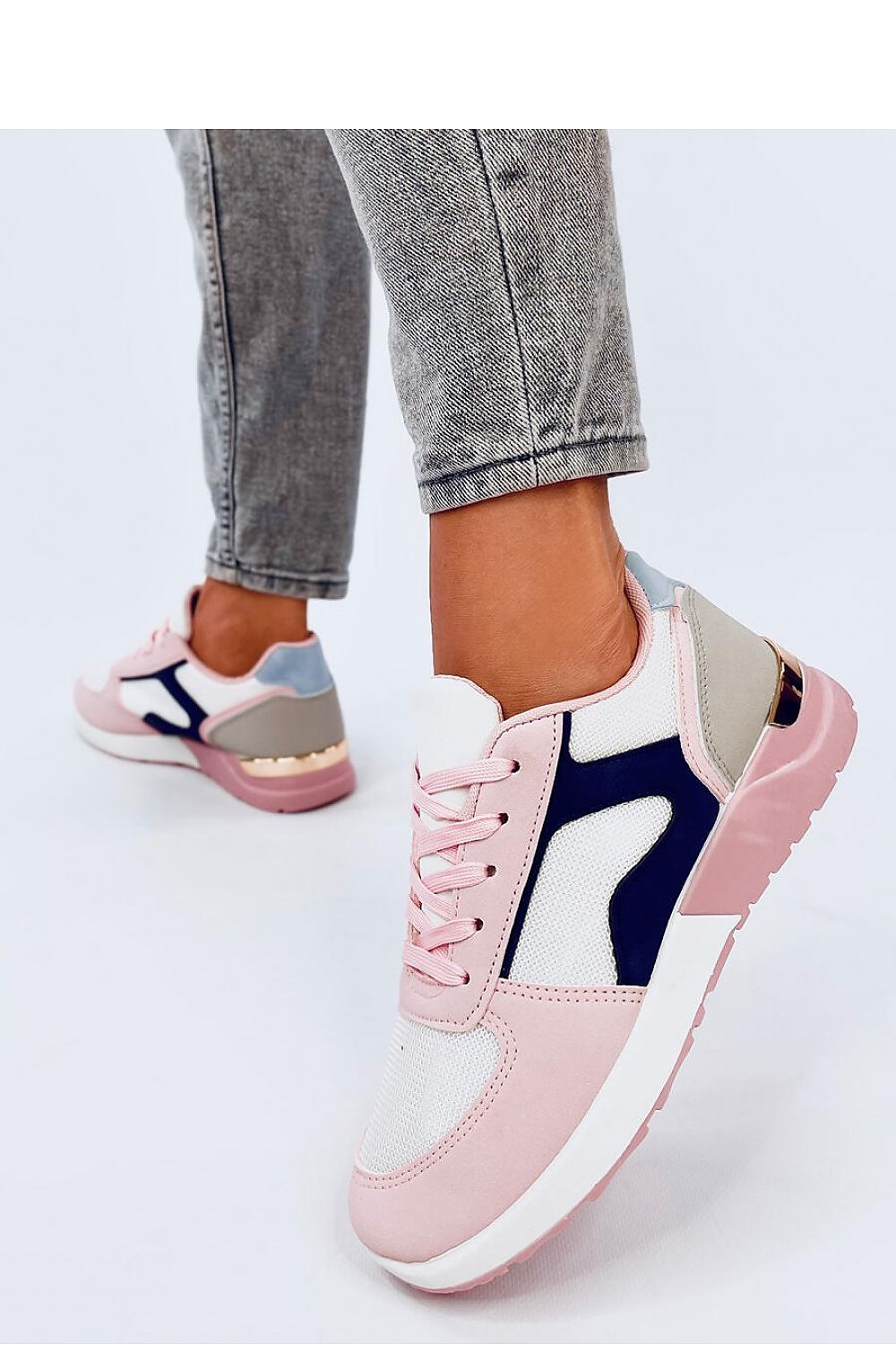  Sport Shoes model 194626 Inello 