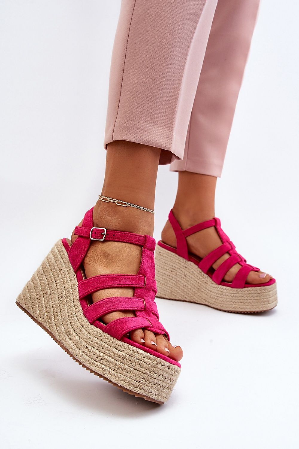  Buskin model 194679 Step in style 