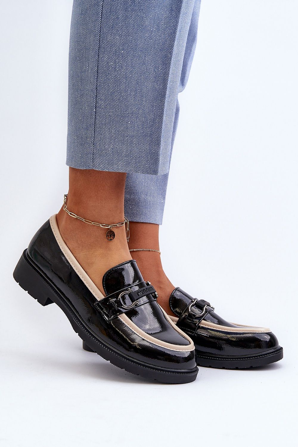  Low Shoes model 194694 Step in style 