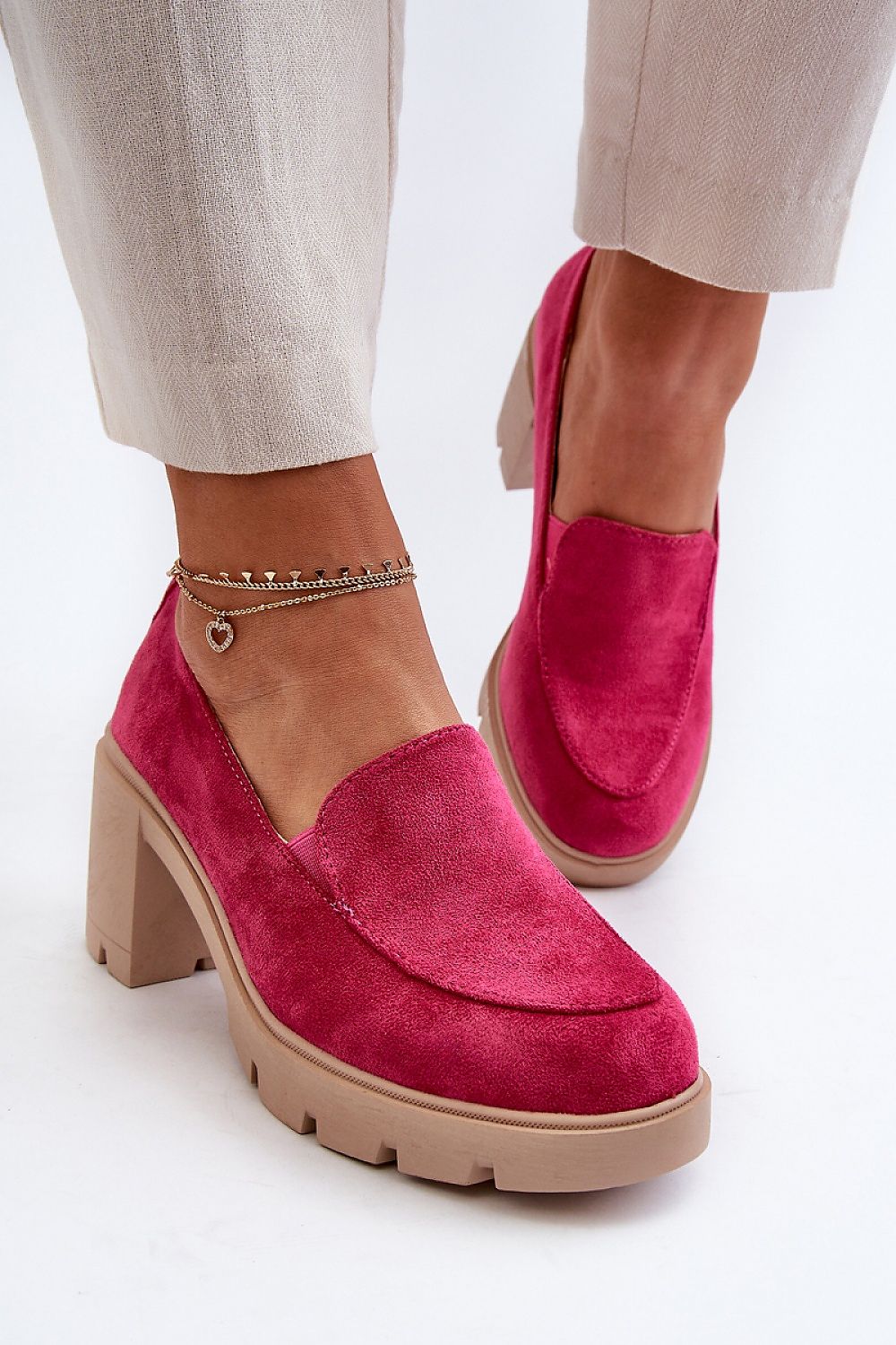  Heeled low shoes model 194974 Step in style 