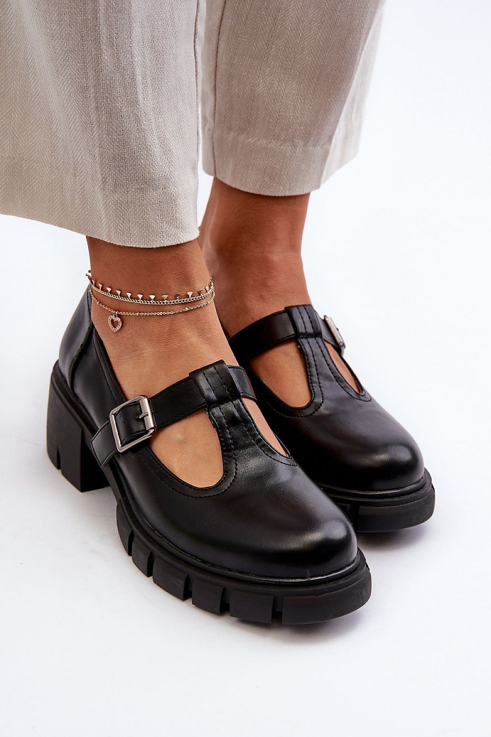  Heeled low shoes model 195399 Step in style 