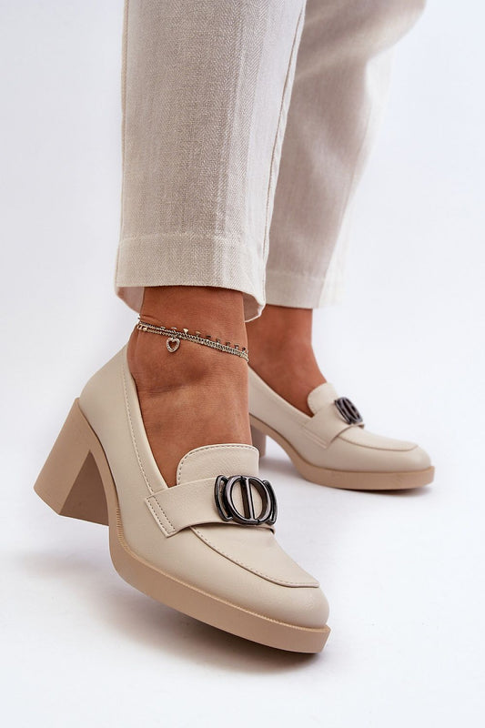  Heeled low shoes model 195400 Step in style 