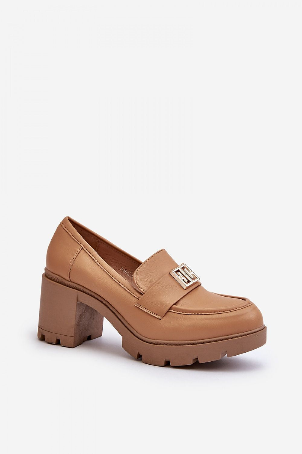  Heeled low shoes model 195404 Step in style 