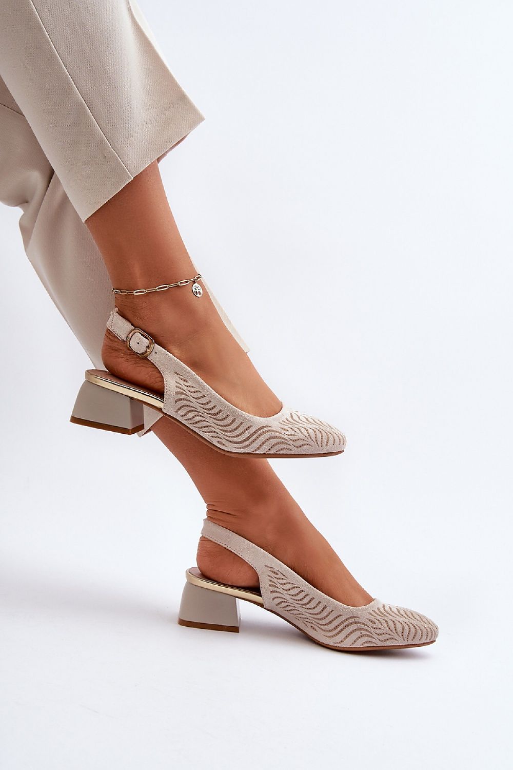  Heel pumps model 195416 Step in style 