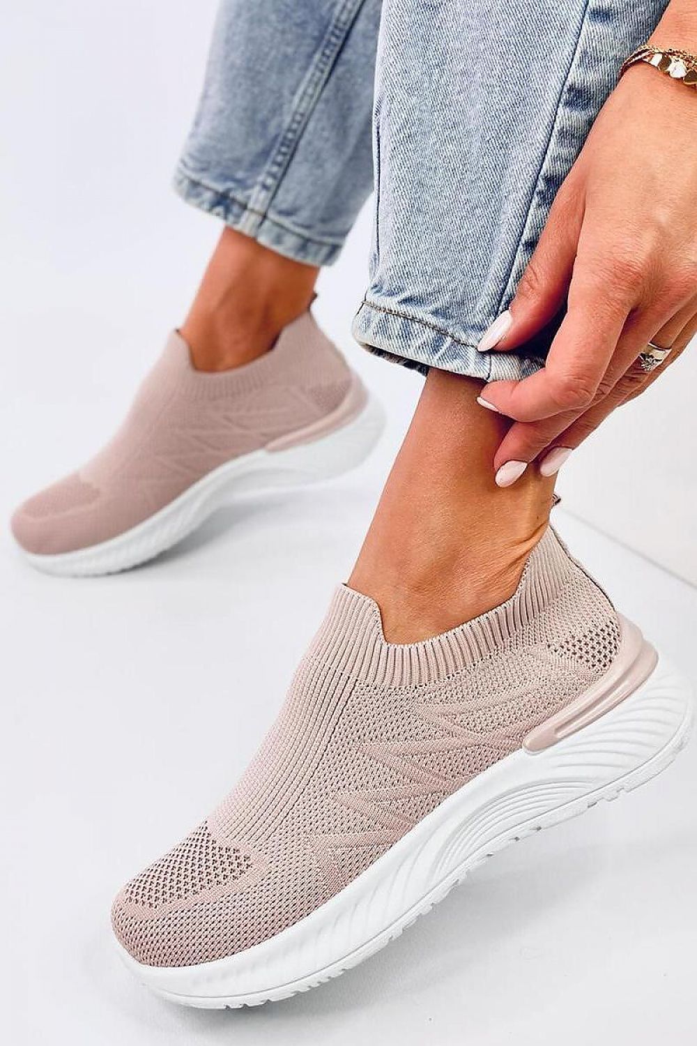  Sport Shoes model 195977 Inello 