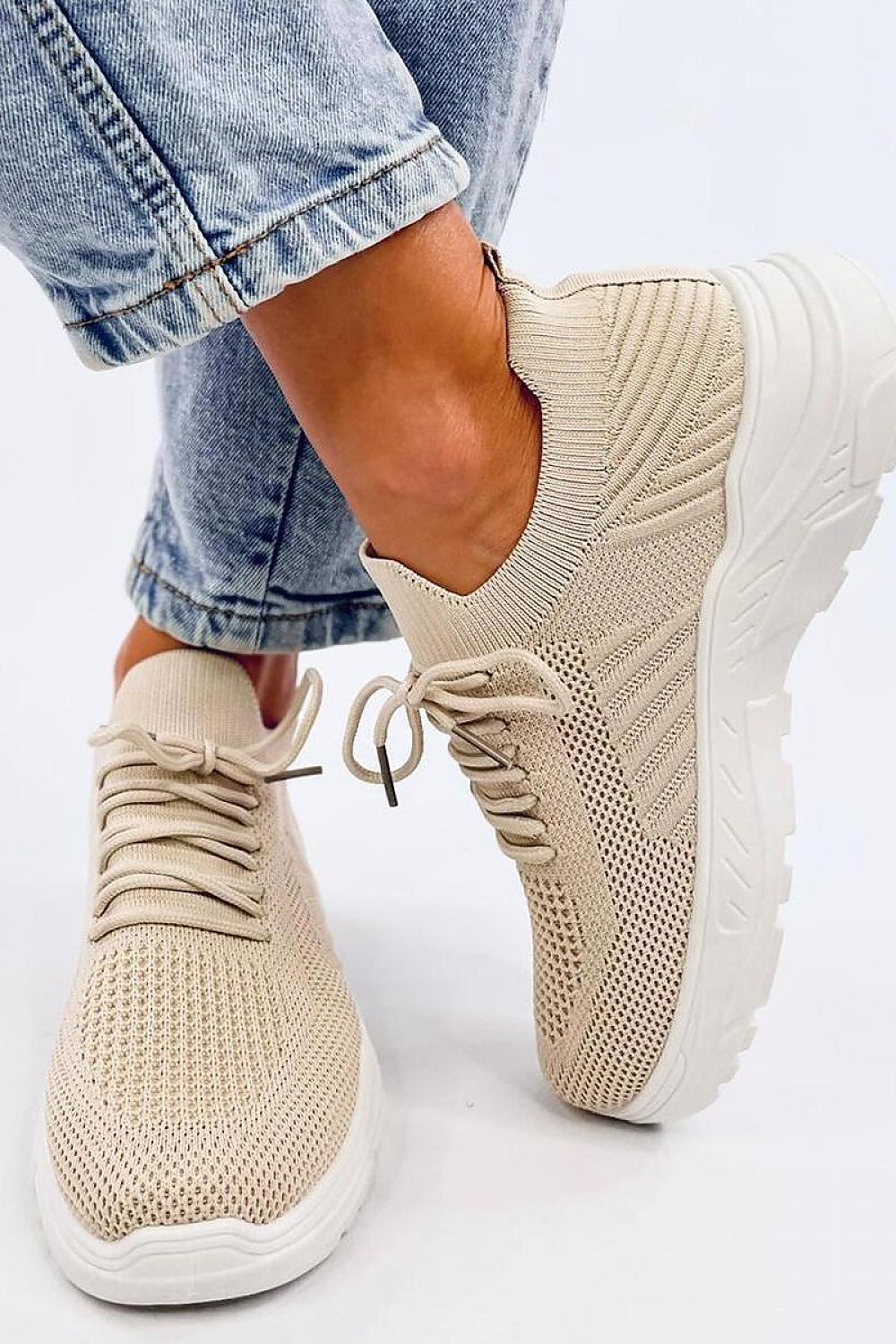  Sport Shoes model 196040 Inello 