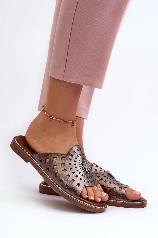  Flip-flops model 196423 Step in style 