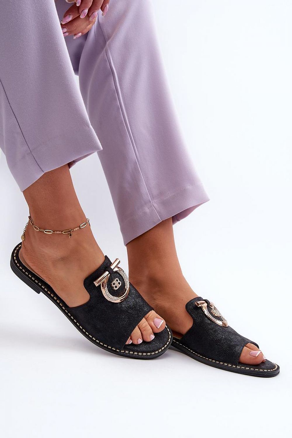  Flip-flops model 196662 Step in style 