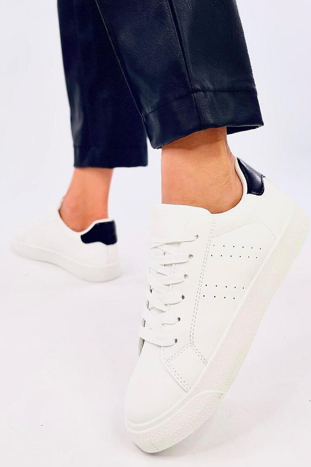  Sport Shoes model 197263 Inello 