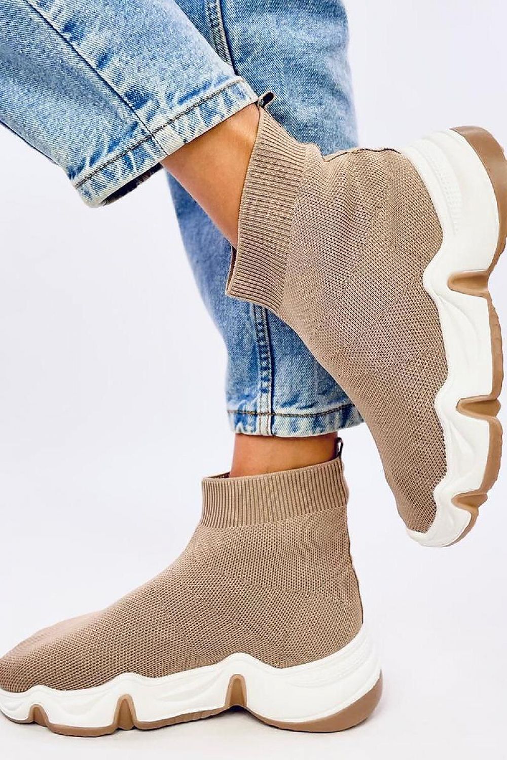  Sport Shoes model 197302 Inello 