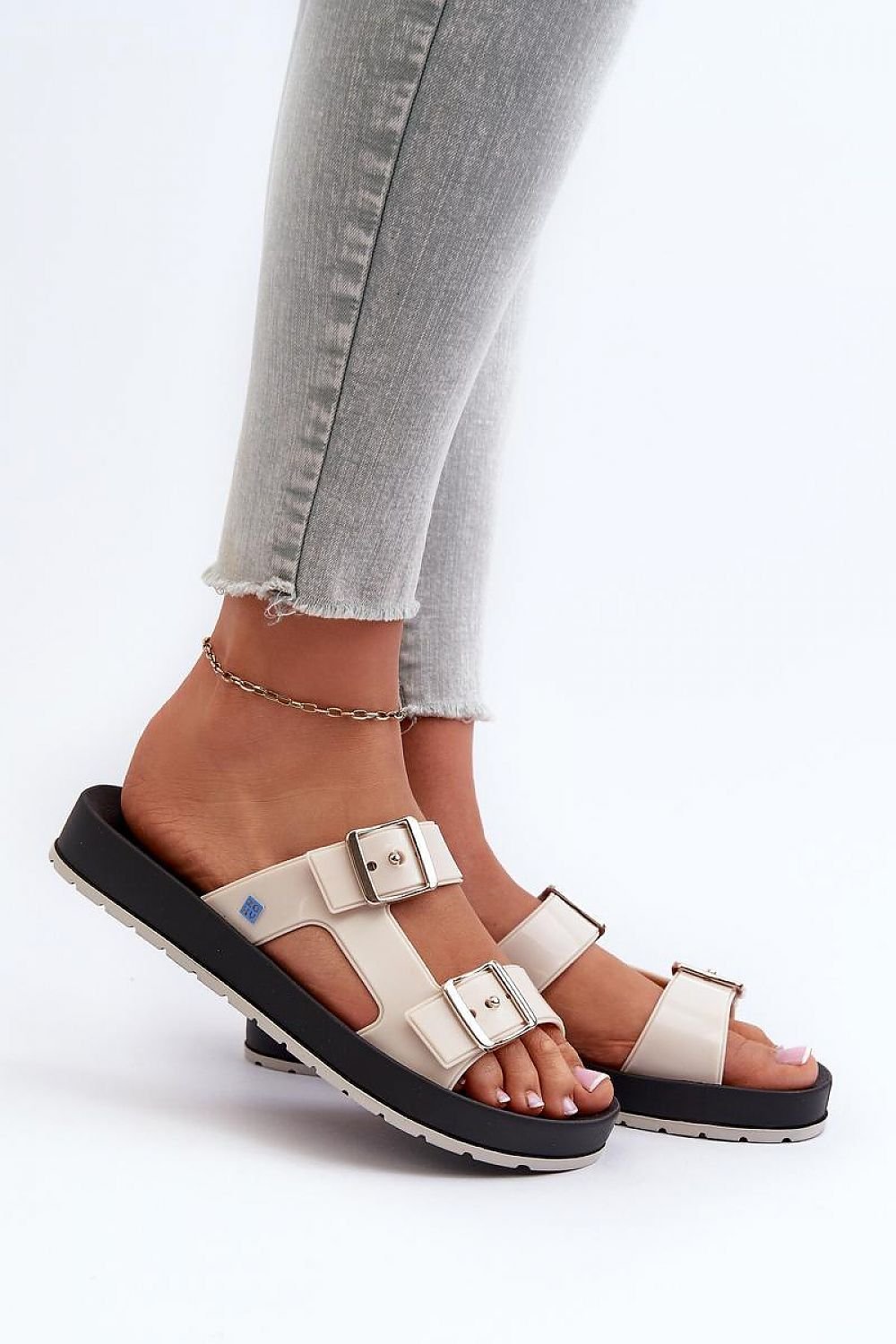  Flip-flops model 197654 Step in style 