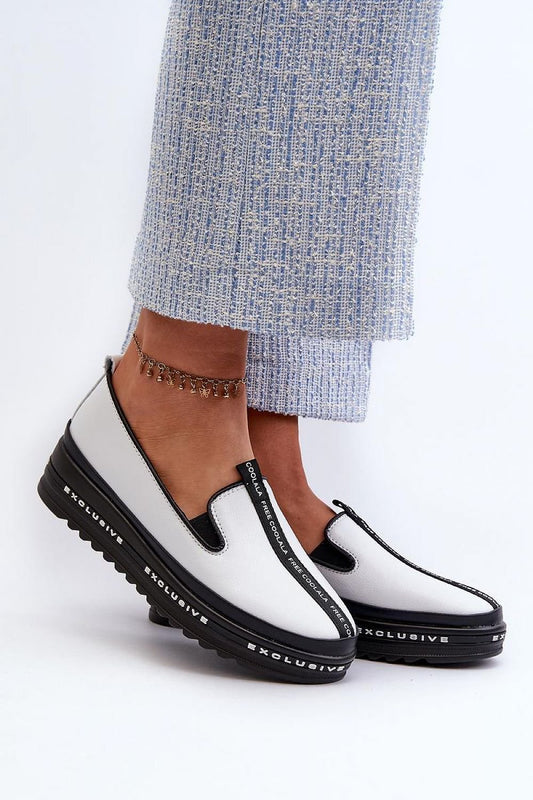  Low Shoes model 198012 Step in style 