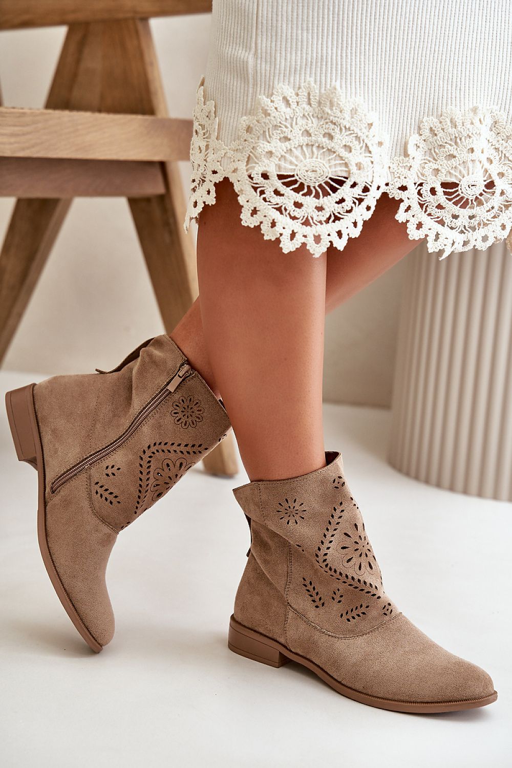  Boots model 199064 Step in style 