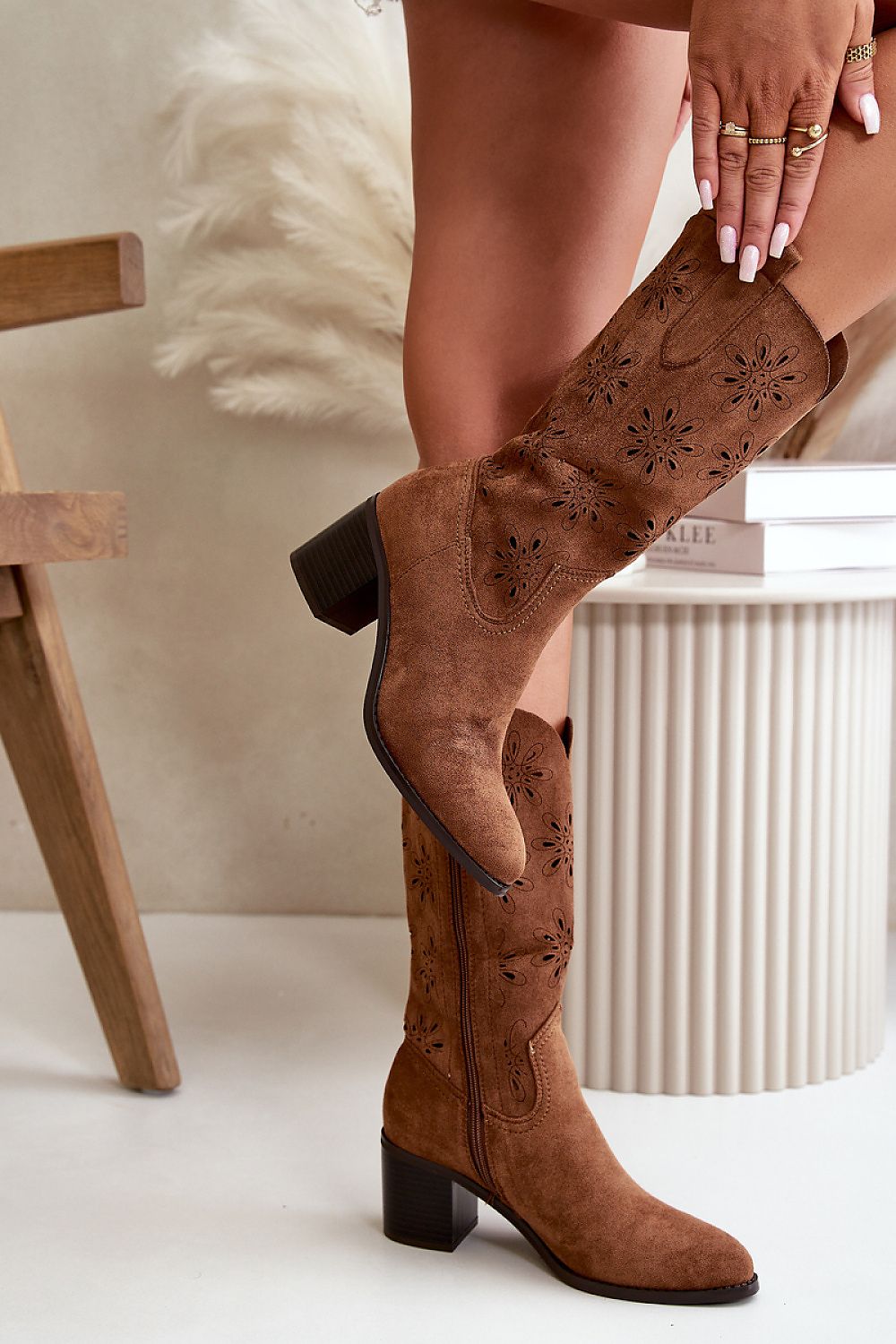  Open-work Boots model 199132 Step in style 