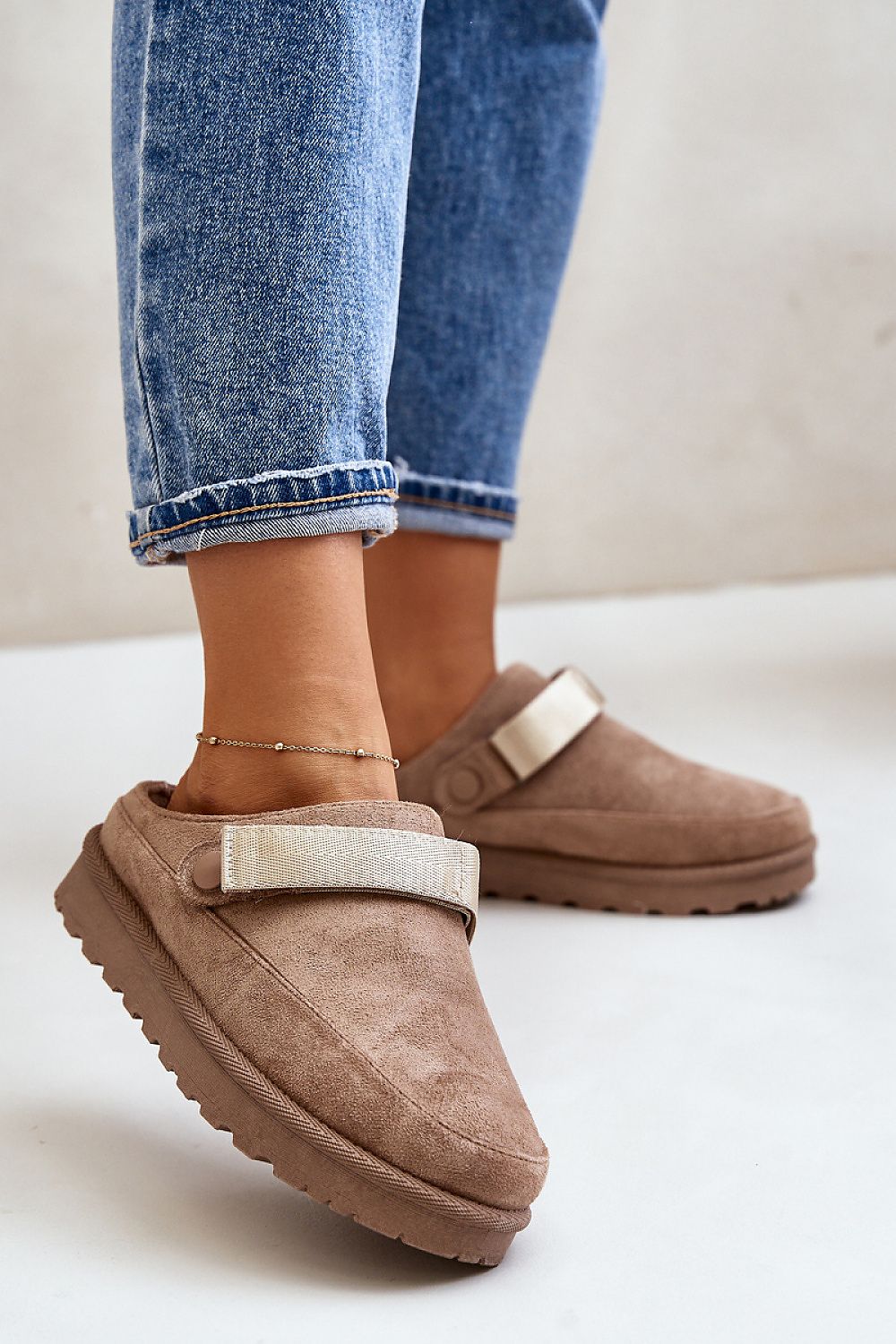  Slippers model 200115 Step in style 