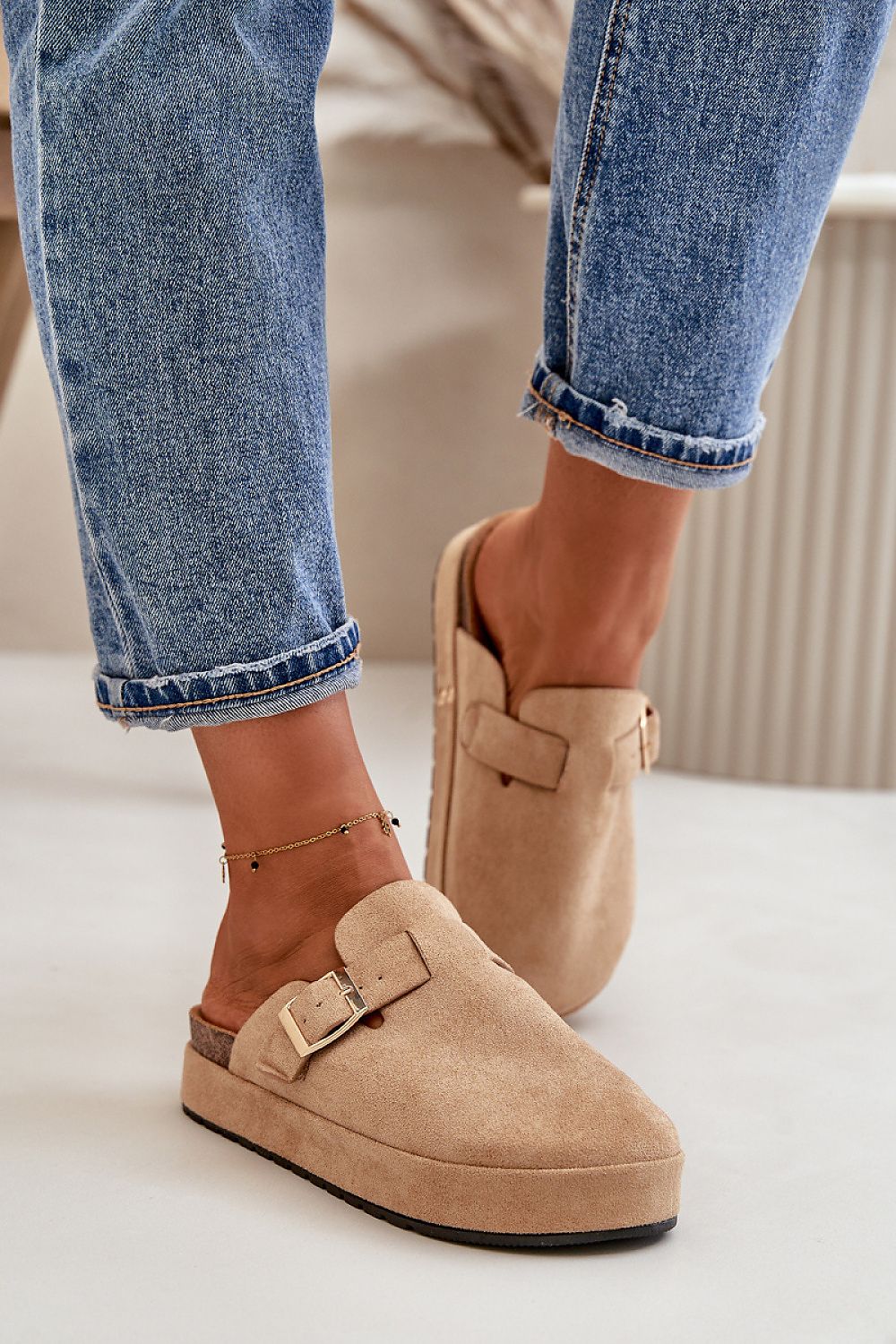  Slippers model 200121 Step in style 