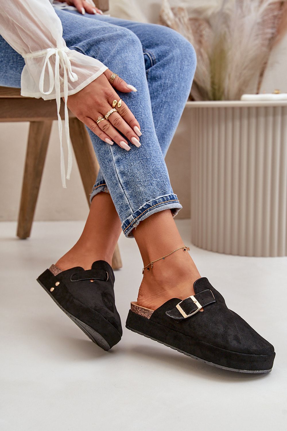  Slippers model 200122 Step in style 