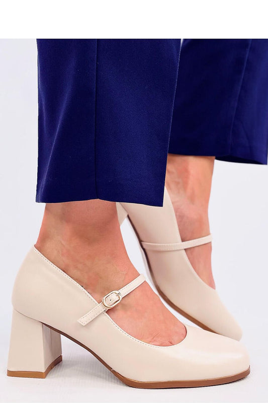  Block heel pumps model 200653 Inello 