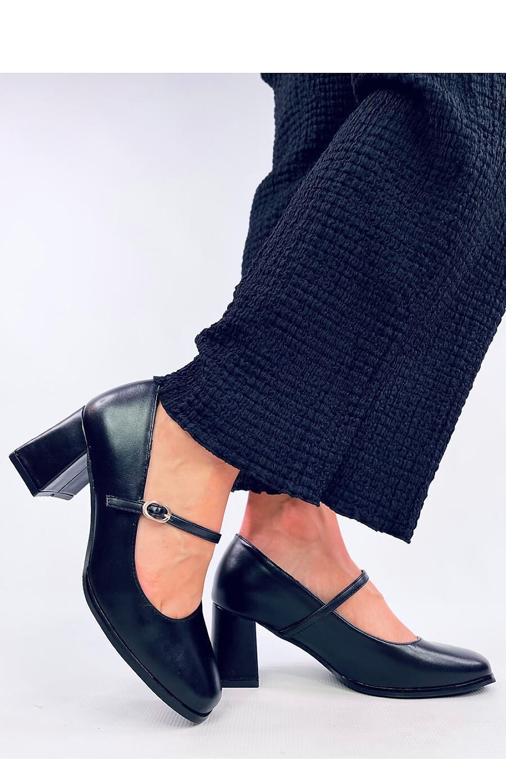  Block heel pumps model 200654 Inello 