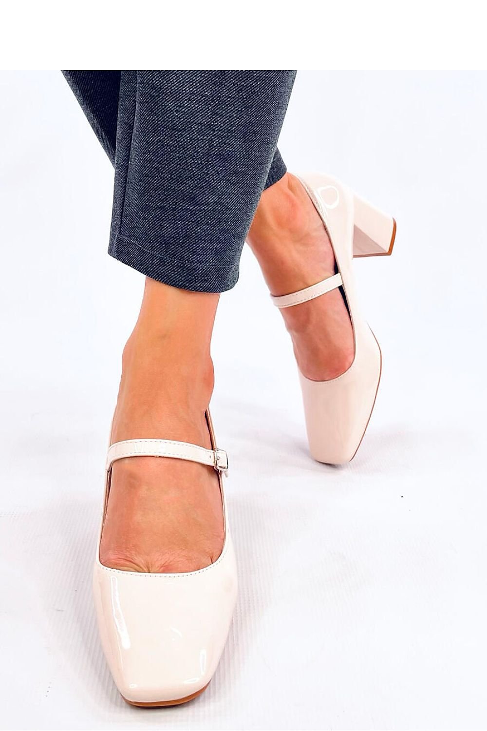  Block heel pumps model 200679 Inello 