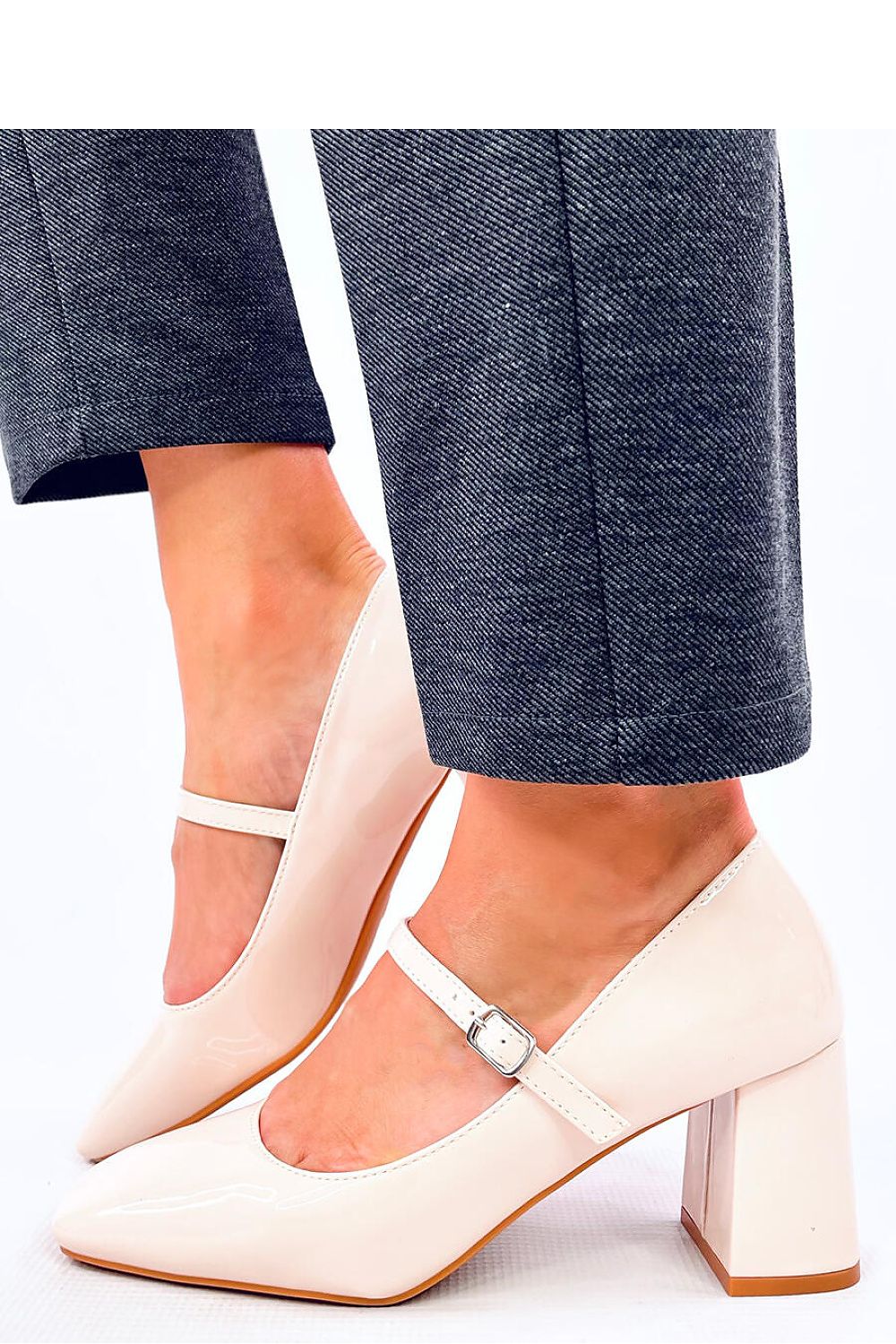 Block heel pumps model 200679 Inello 