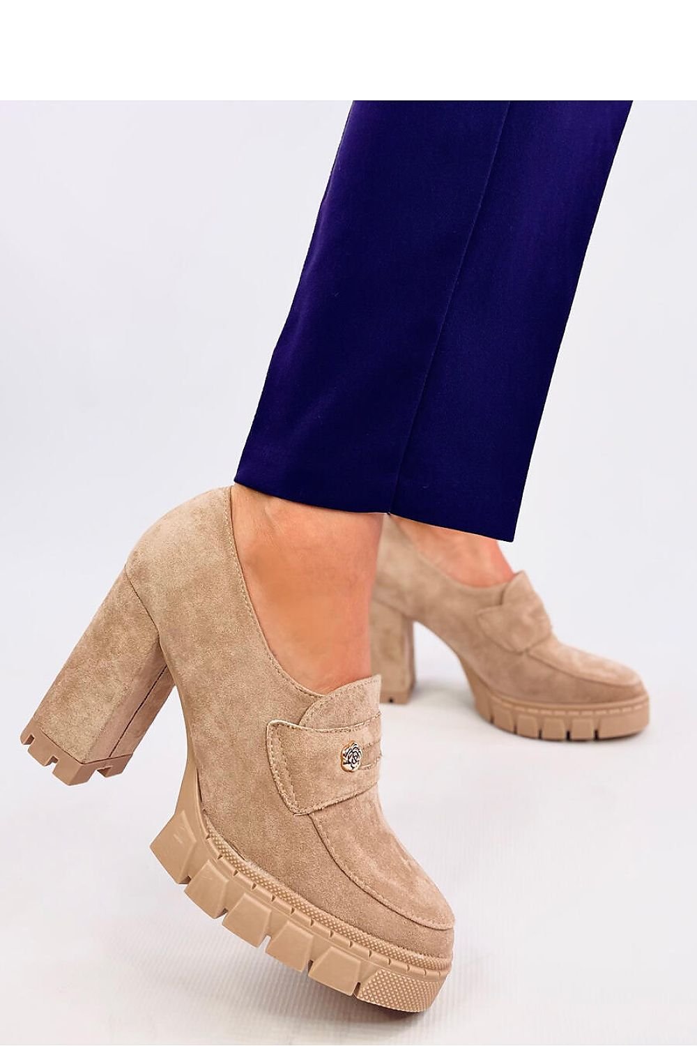  Platform pumps model 200681 Inello 